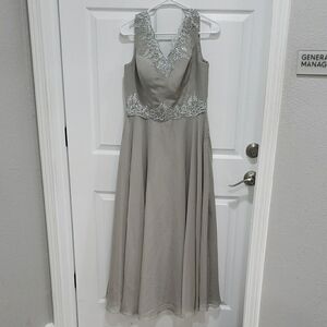 Silver Gray Sleeveless V-Neck Maxi Gown